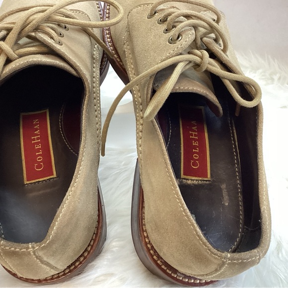 Cole Haan Men’s Lace Up Shoes. Size 8 Tan Suede - Picture 4 of 6